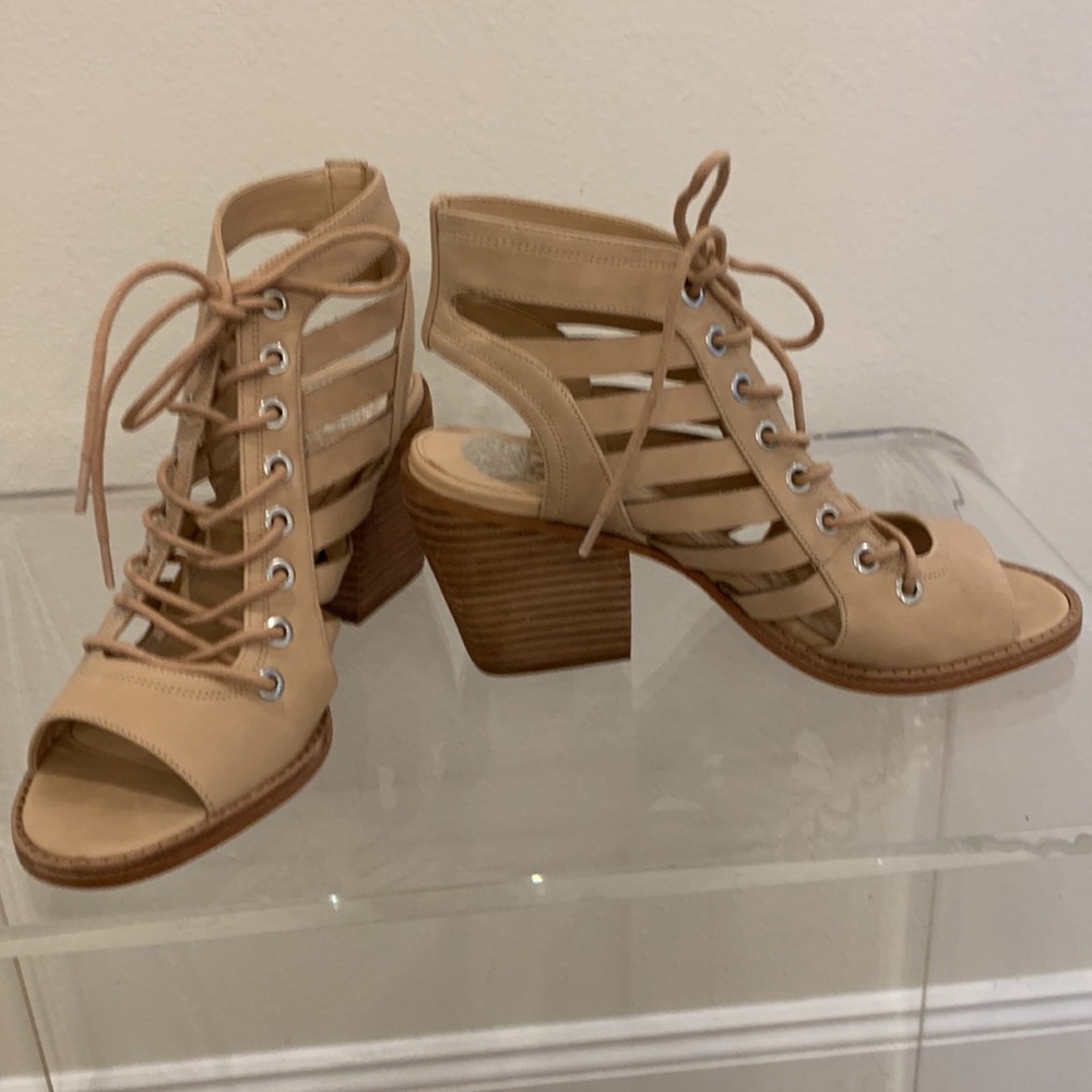 Vince Camuto natural lace-up caged sandals - Picture 6 of 8